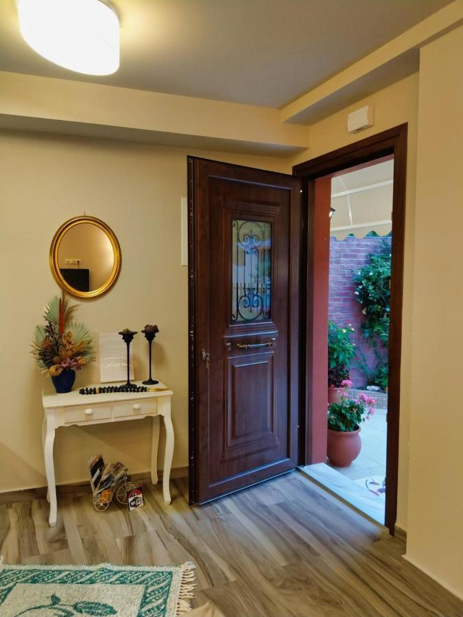 Mama'S Cozy Room 3 Калампака Екстериор снимка